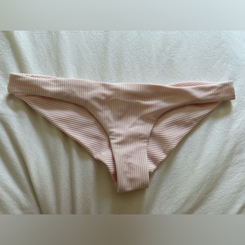 Frankie’s bottoms